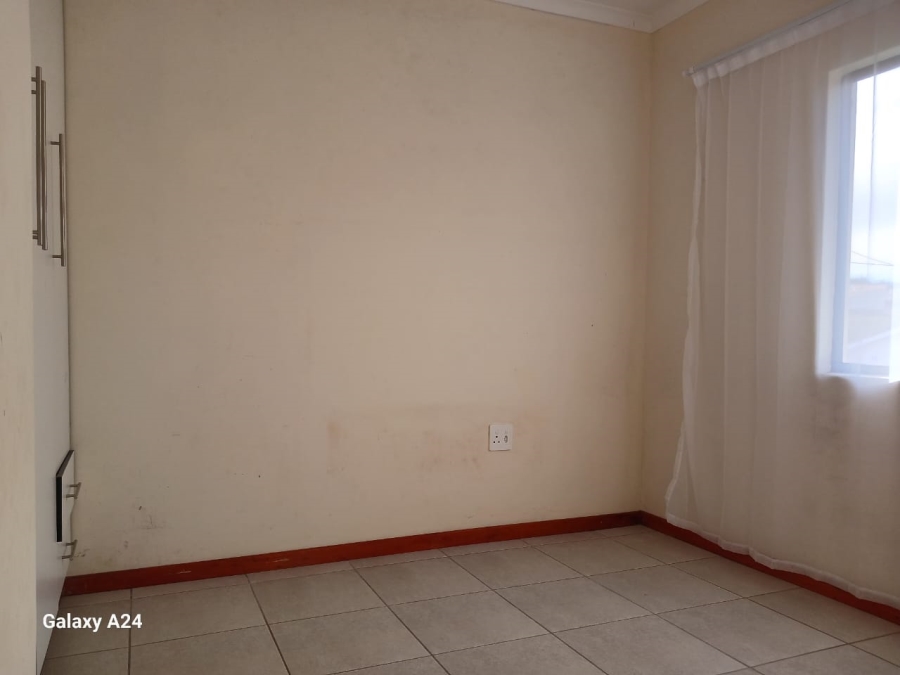 2 Bedroom Property for Sale in Graceland Eastern Cape